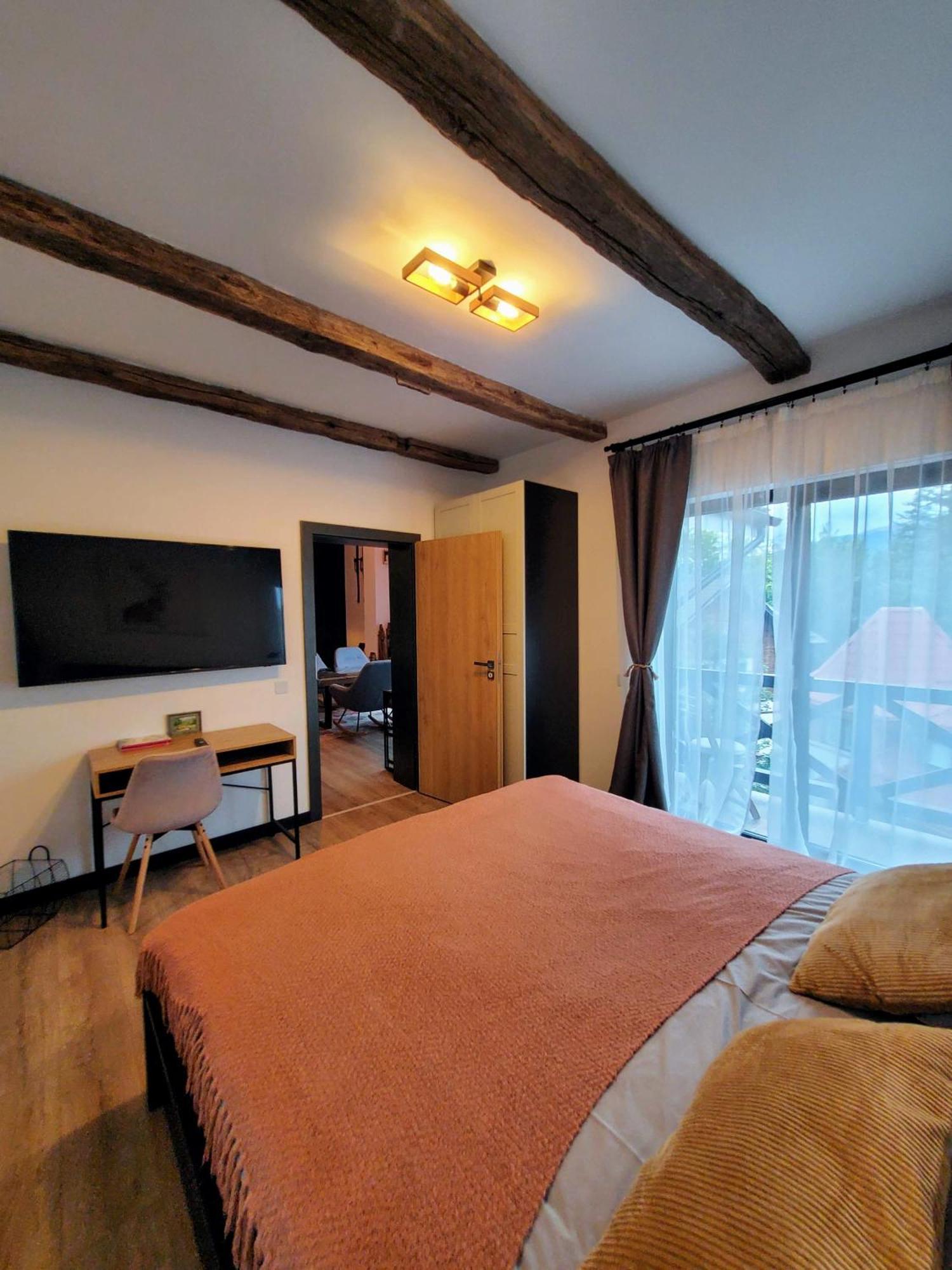 Casa Larisa Antonia Apartments Sinaia Eksteriør bilde
